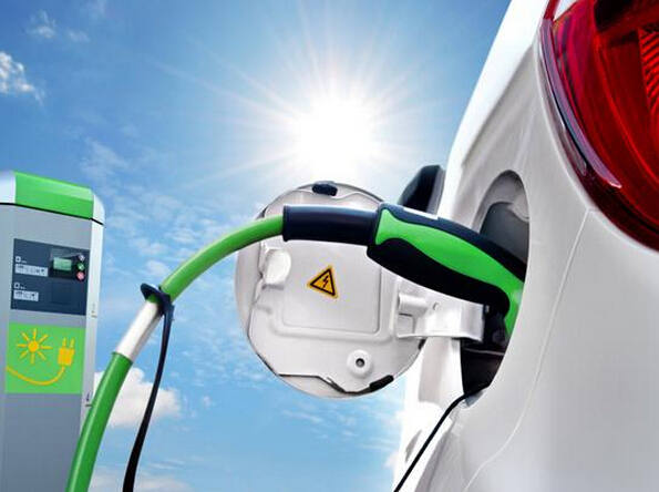 汽車行業(yè)新模式：電動(dòng)化、網(wǎng)聯(lián)化，輕量化、共享化、終端化